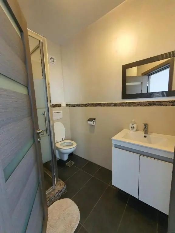 Anacris Guesthouse 2